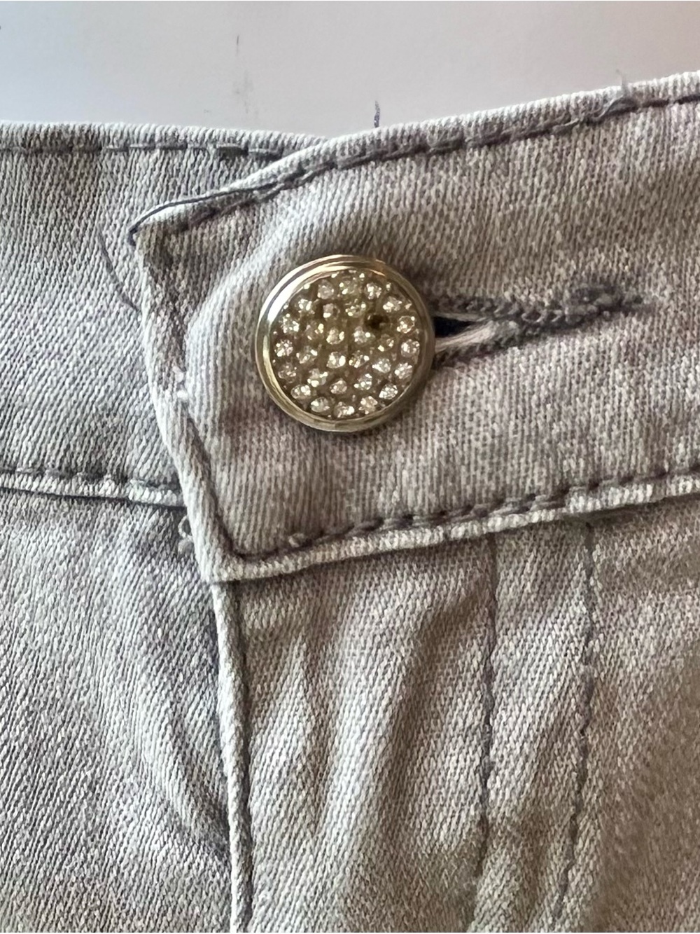 True Religion Women's Skinny Jeans Light Grey Rhinestone Buttons Made in USA 30 - Picture 9 of 11